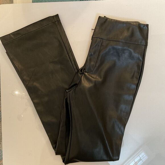Lulus City Status Pants Women's XS Black Vegan Leather Hi Rise Bootcut NWT - Picture 11 of 16